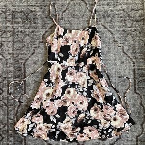 Honey Punch Black / Lilac Floral Sateen Sleeveless Mini Dress